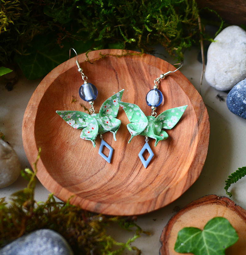 Gebetnout bijoux fantaisie lyon mode tendance bijouterie femme Annecy artisan watthanaram tikitapu origami papillon bleu vert murano argent