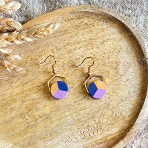 Gebetnout bijoux fantaisie lyon mode tendance bijouterie femme annecy artisan bois japonais geometrie rond hexagone violet bleu