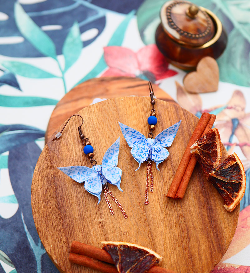 Gebetnout bijoux fantaisie lyon mode tendance bijouterie femme Annecy artisan origami papillon bleu blanc cuivre