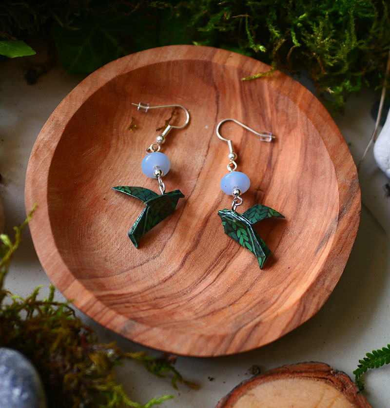 Gebetnout bijoux fantaisie lyon mode tendance bijouterie femme Annecy artisan watthanaram tikitapu origami colombe vert bleu argent