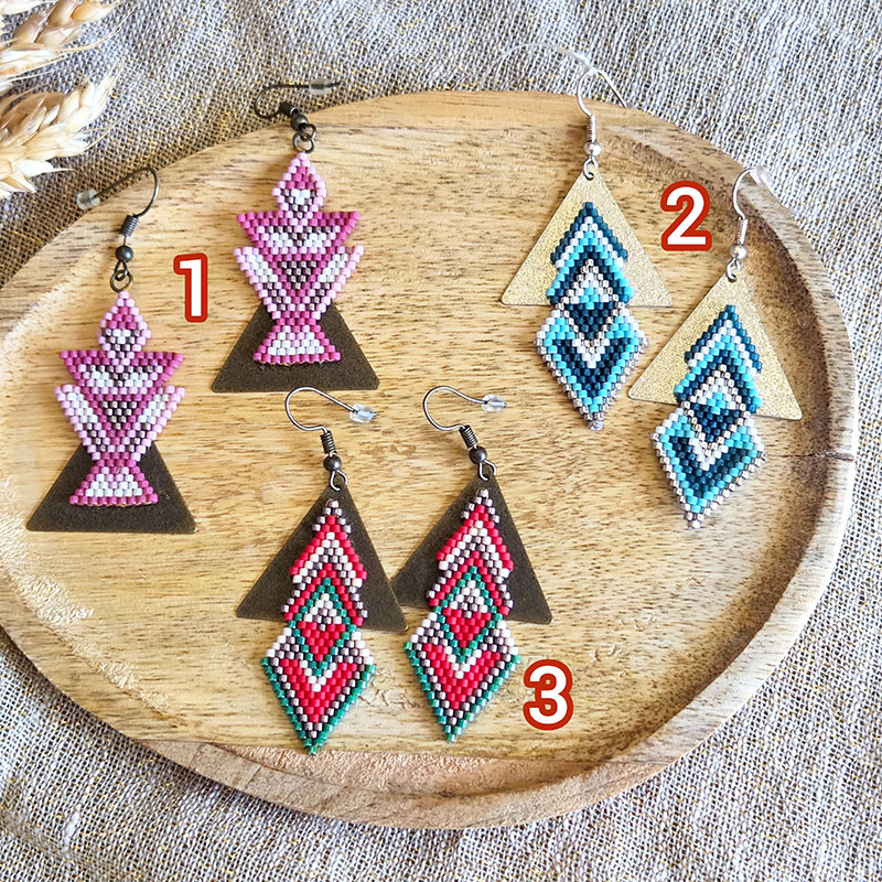 Boucles d'oreilles géométriques en perles miyuki tissé brickstitch et laiton